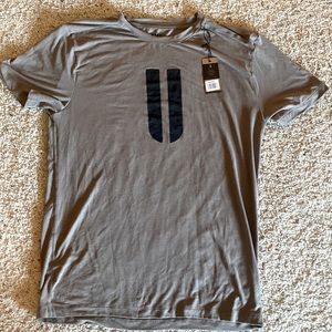 NoBull Project MEN'S HORNS TEE sz Lg New w/tags!